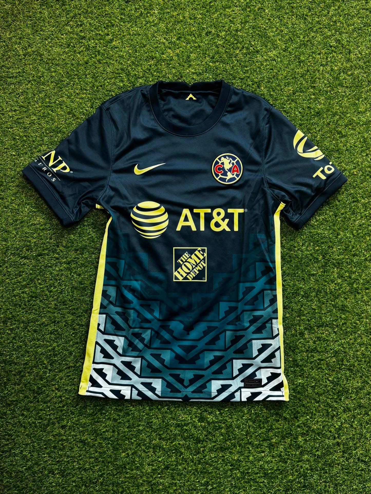 Club America - 2021/22 - Away - S