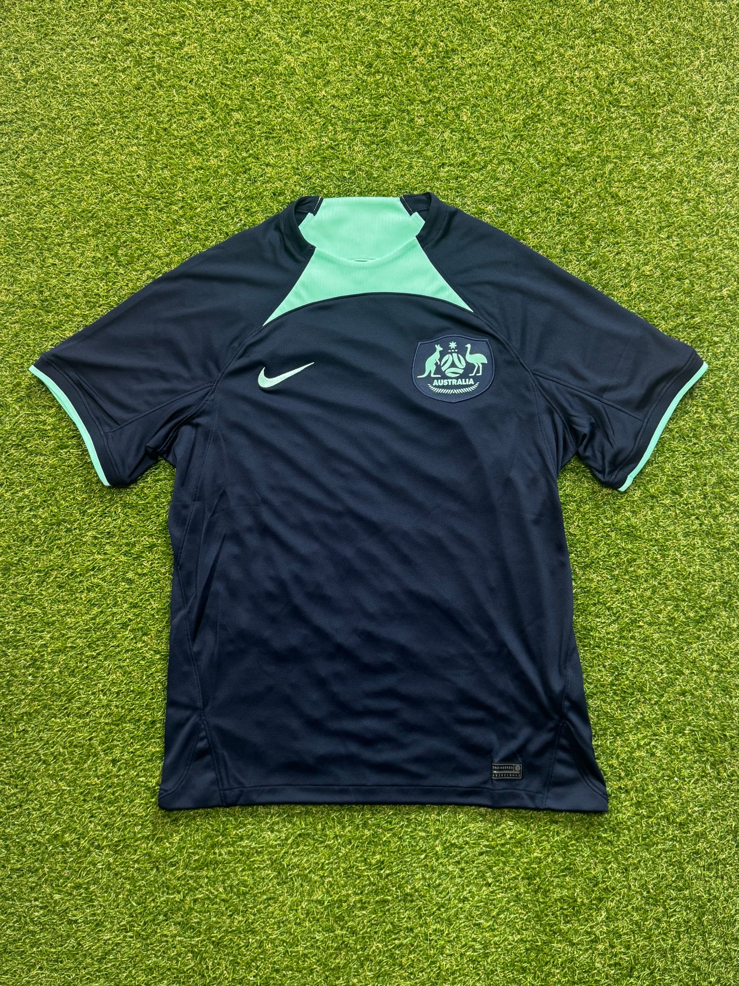 Australia - 2022/23 - Away - L