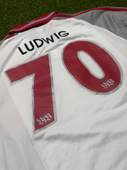 VFB Stuttgart - 2000-02 - Home - Ludwig - XL